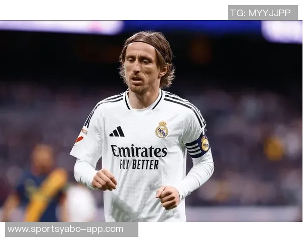 莫德里奇40岁依然闪耀意甲748次触球559次传球创纪录